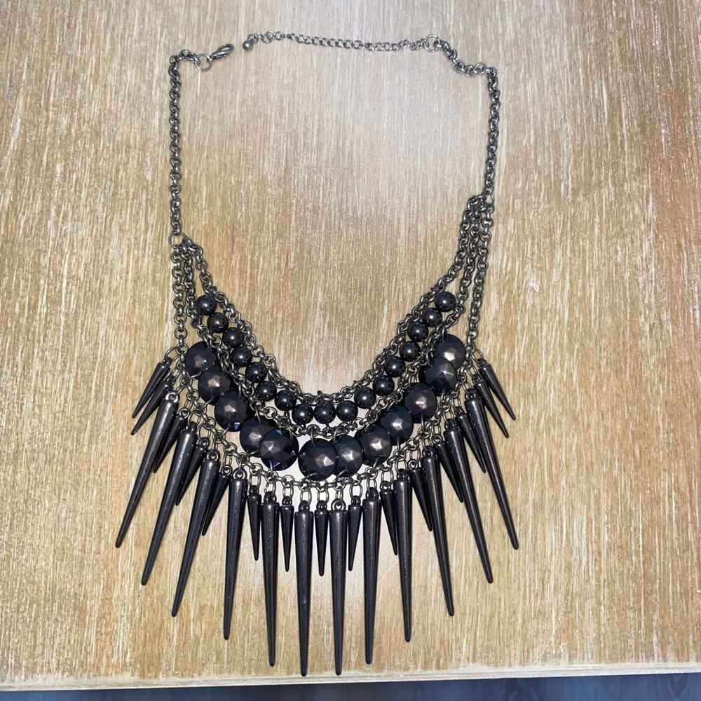 Black/ Grey Spiked statement necklace - Picture 2 of 3